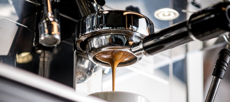 Пищевая смазка для кофемашин: для чего она нужна?